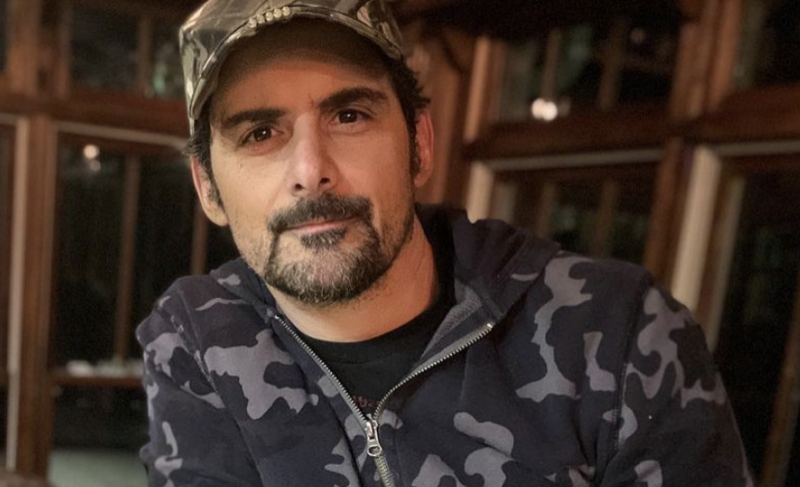 Brad Paisley Is Now a Fish Doctor, You Won’t Believe the Crazy Operation He Performed