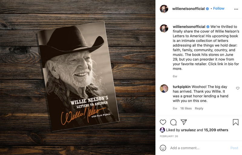 Willie Nelson Wrote a New Book during Lockdown, and It's Coming Soon
