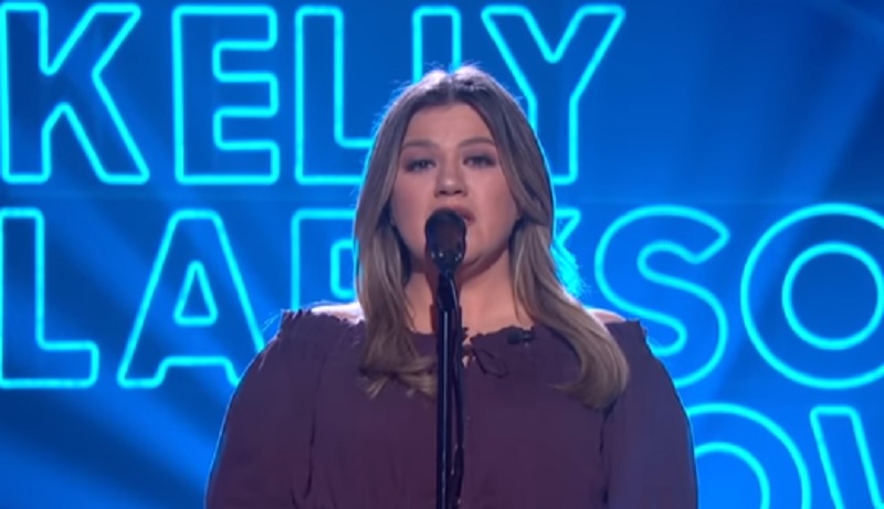 kelly clarkson patsy cline she's got you song