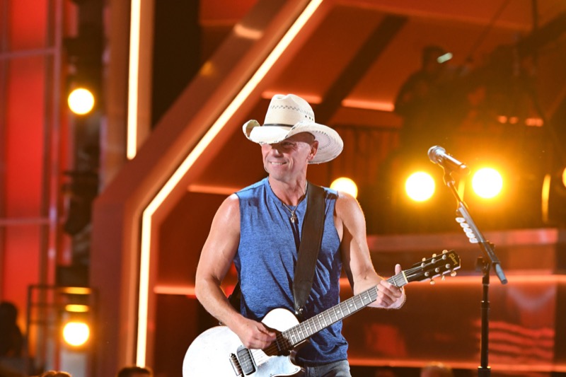 Is Kenny Chesney Married?
