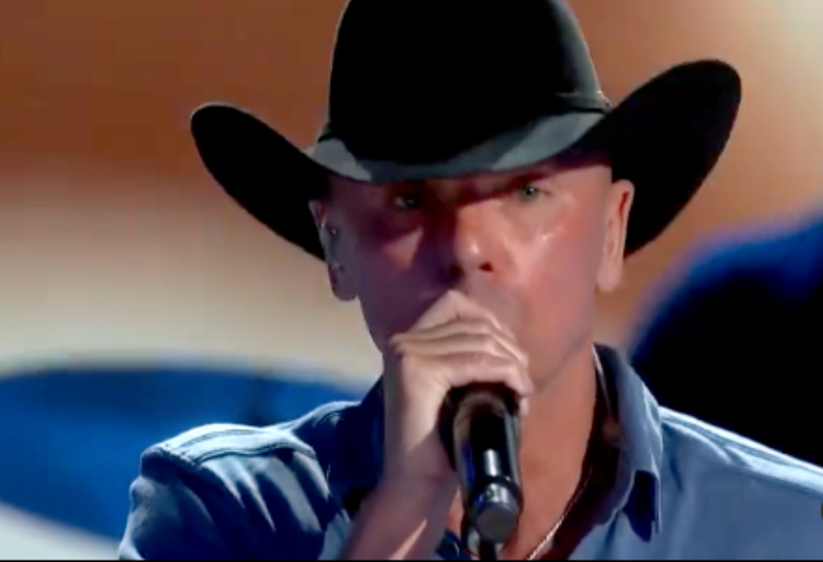 Kenny Chesney Can’t Tour In the Fall As A Result Of the SEC Football