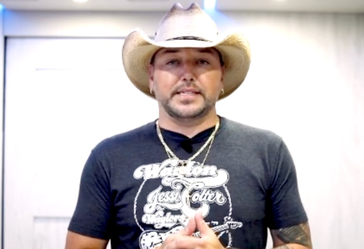 When It Comes To Family and Politics, Jason Aldean Is Unapologetic