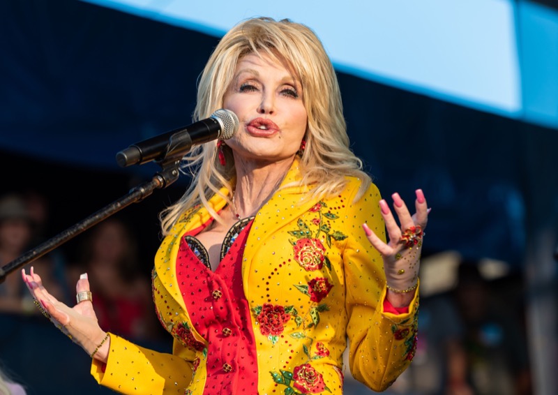 Dolly Parton Debuts "Dolly Wines": A Sweet Sip of Ambition
